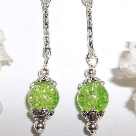 Long Earring Set Green Beaded Handmade NWT 5192 - Picture 7 of 8